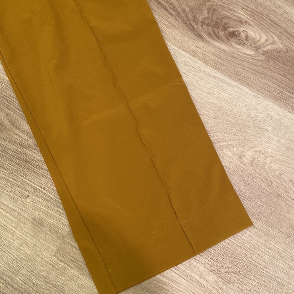 Athleta Vienna Cargo Pant Brass Yellow - Picture 3 of 6